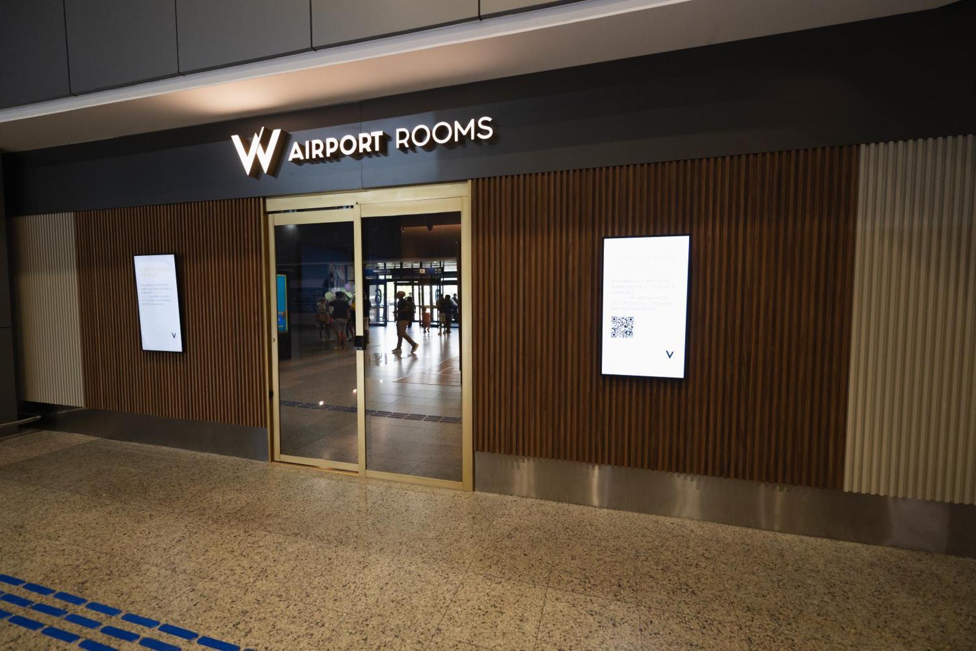 W Airport